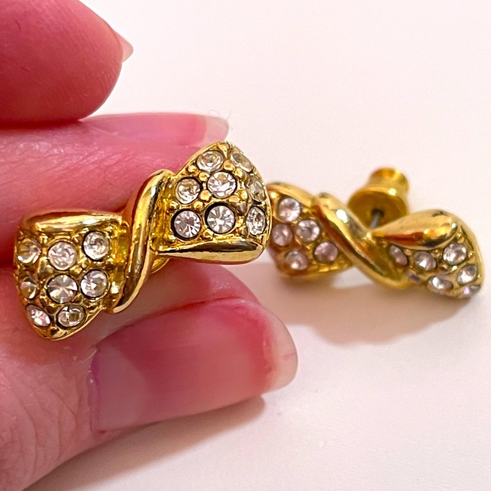 Vintage 90's MONET Ribbon Bow Ballet Coquette Winter Holiday Christmas Earrings
